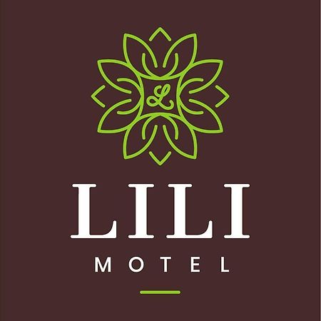 Lili Motel Sajoszentpeter Bagian luar foto